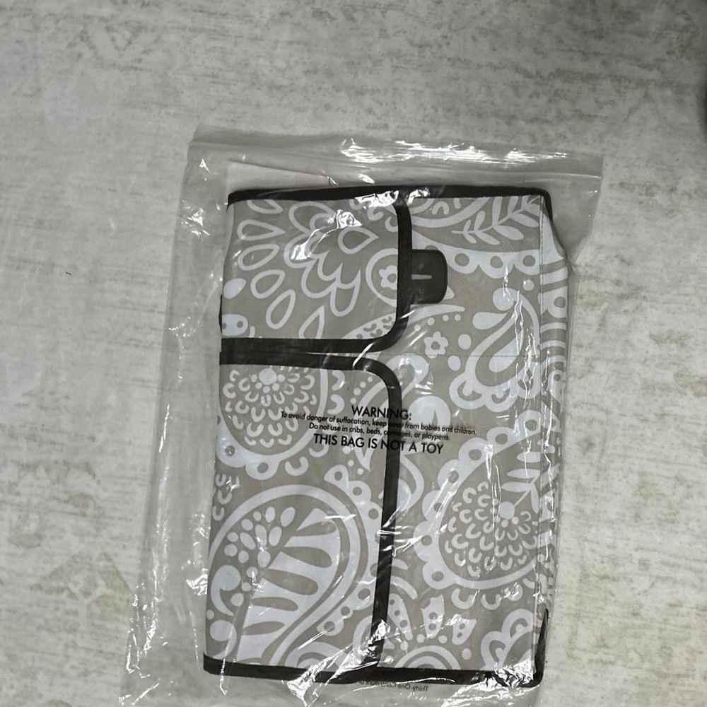 Gray & White Paisley Travel Organizer with Black Trim